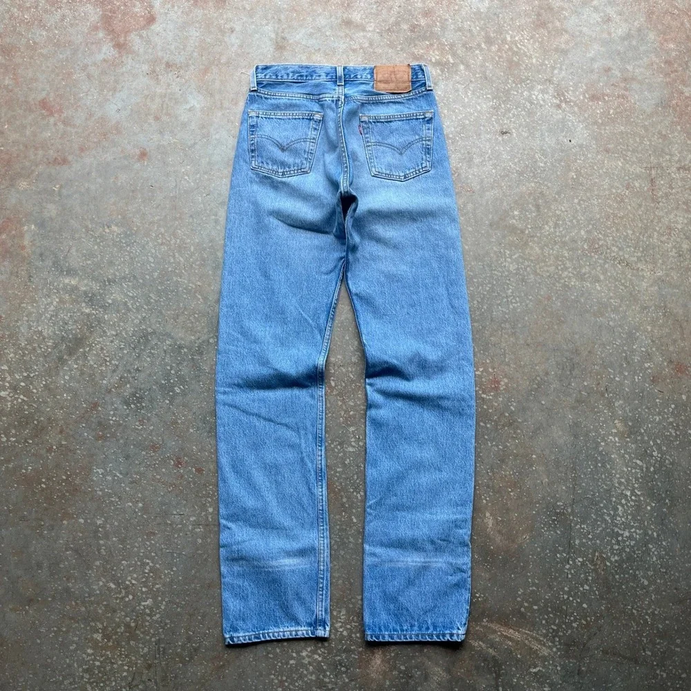 Vintage 90s Levis 501 Mens 30 (30x35) Light Wash Button Fly Jeans Made in USA - Picture 2 of 12